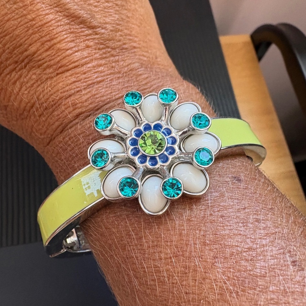 Lia Sophia Lime Green Enamel Flower Hinged Bangle Bracelet Silver Tone